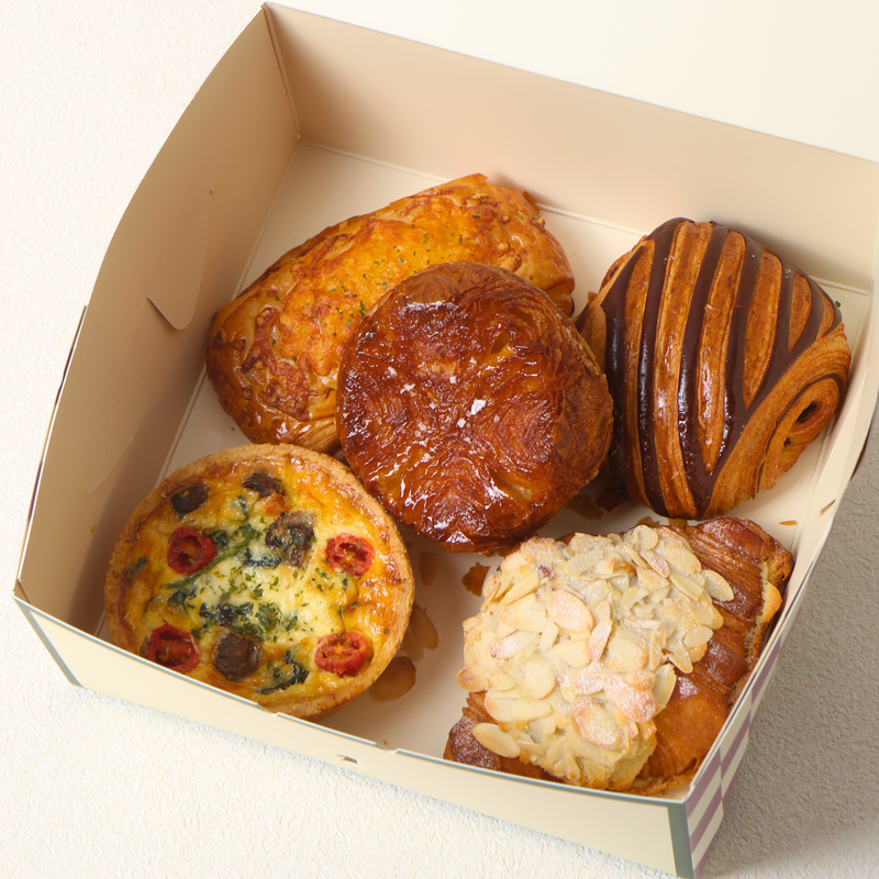 Classic Pastry Box